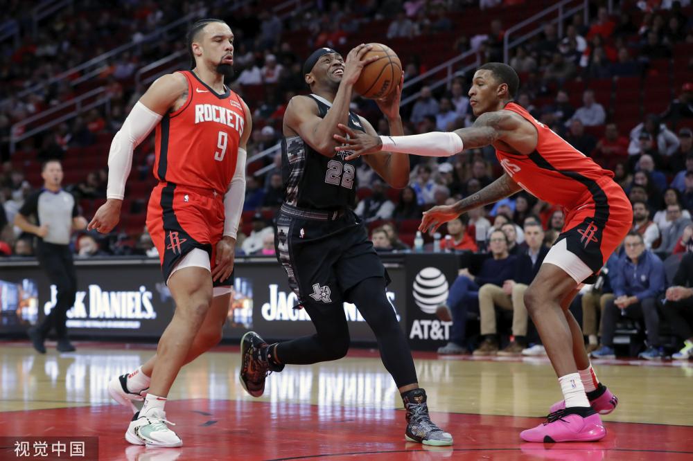 她的训练强 她的训练强